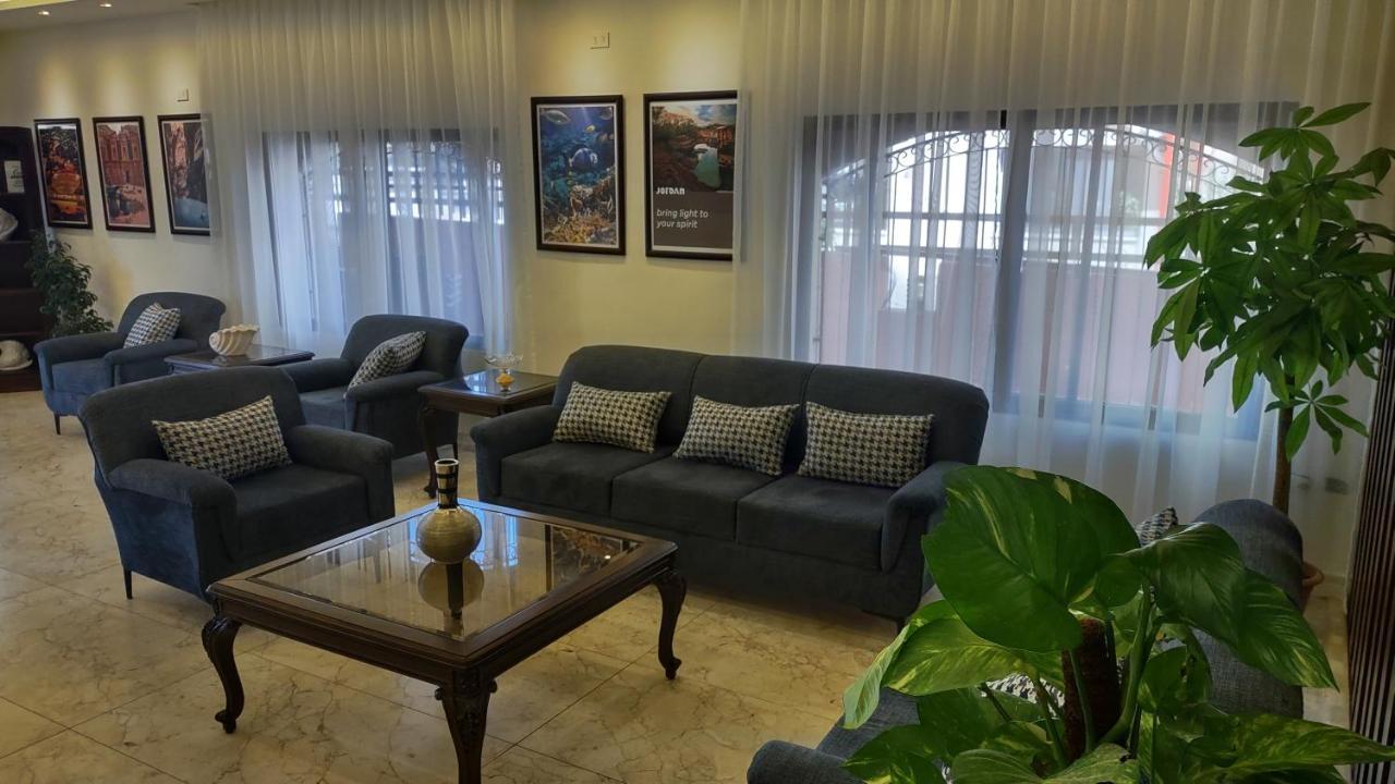 Black Iris Hotel Μάνταμπα Εξωτερικό φωτογραφία