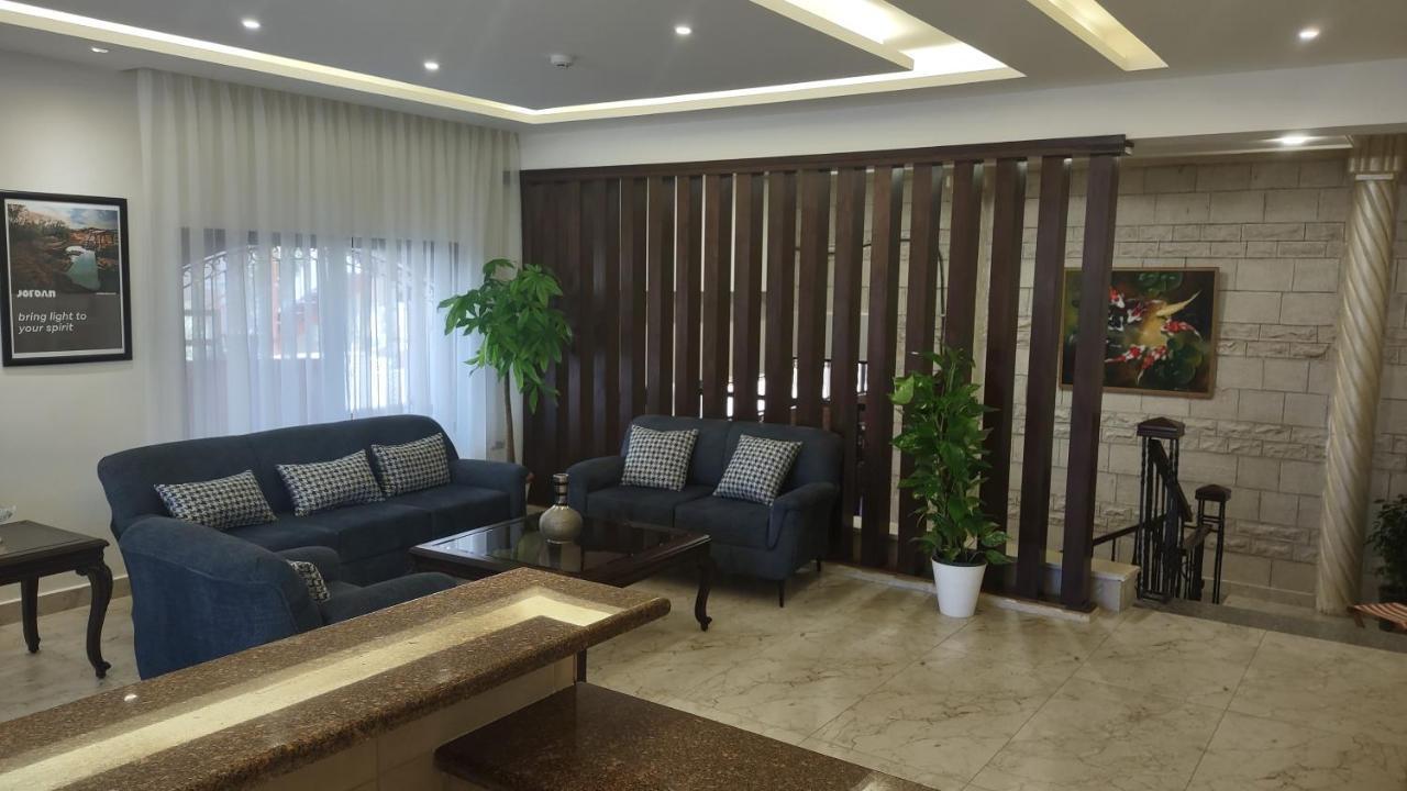 Black Iris Hotel Μάνταμπα Εξωτερικό φωτογραφία